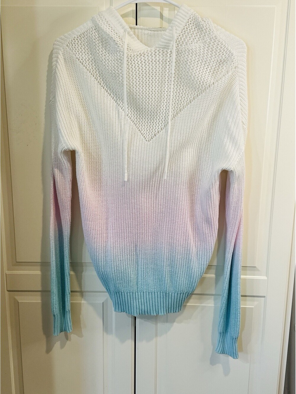 Anthropologie Women's Ombre'  Knit Hoodie White Pink Light Blue Size Unknown